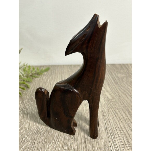 Vintage MCM Hand Carved Mahogany Wooden Howling Wolf Figurine - Picture 1 of 7